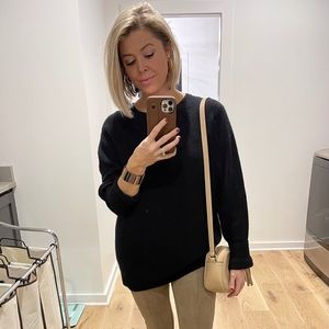 Meet your Posher, Hilary